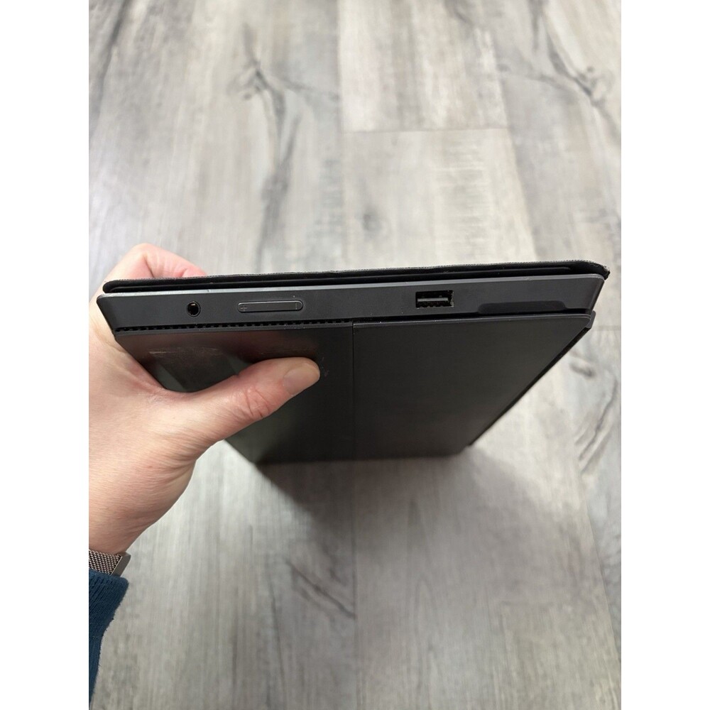 Microsoft Surface Laptop 1st Gen Touch screen i5-7th 4GB RAM 64GB SSD Win 11 Pro - Picture 9 of 12